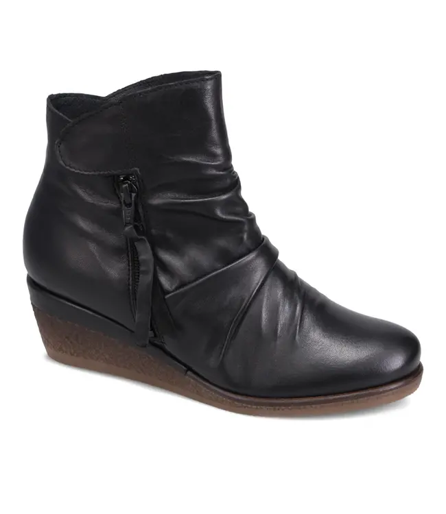 Miz Mooz Mayleen Noir