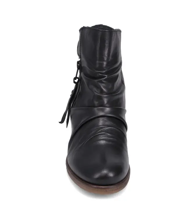 Miz Mooz Mayleen Noir