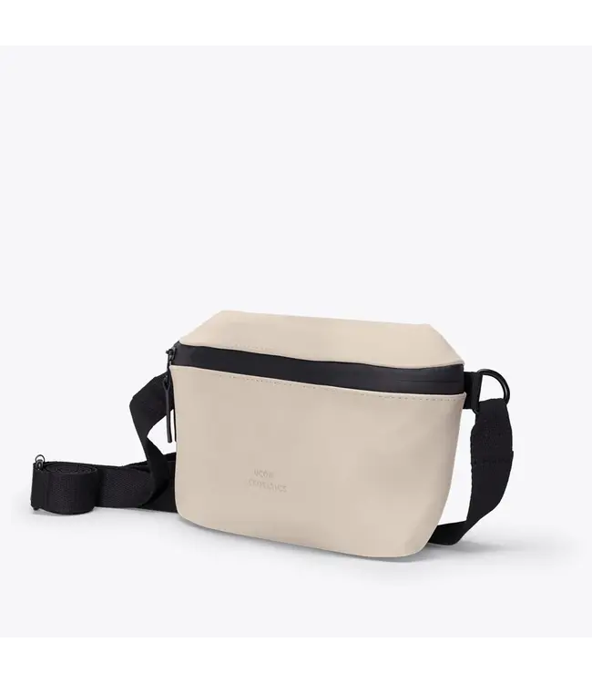 Ucon Acrobatics Jona Medium Sable