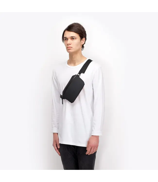 Ucon Acrobatics Jona Medium Noir