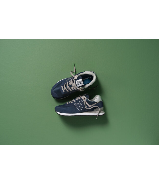 New Balance Men's 574 Navy / White