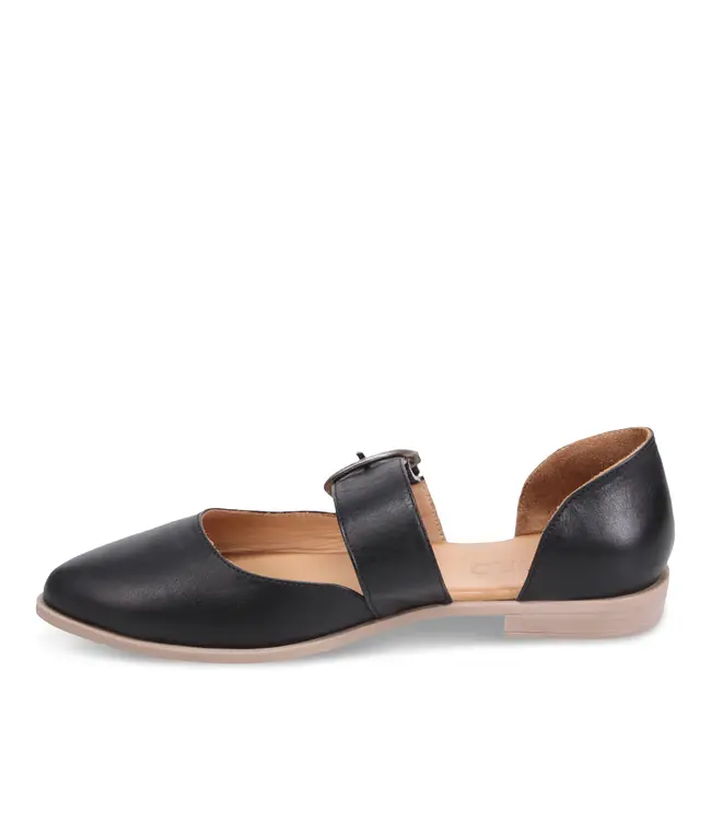 Bueno Brittany Flat Noir