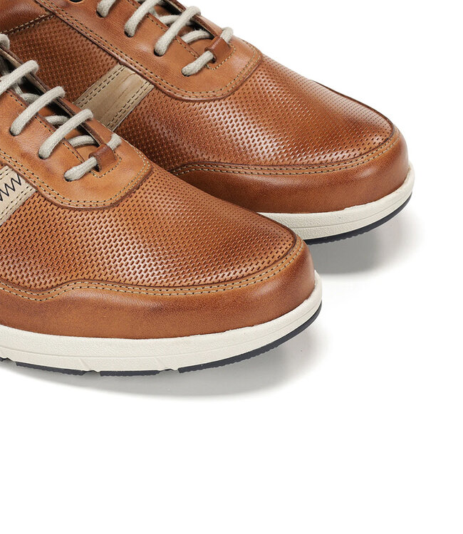 Fluchos F1991 Kai Tan