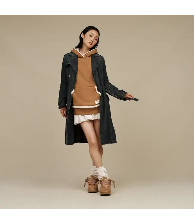 UGG Women  Lowmel Chestnut