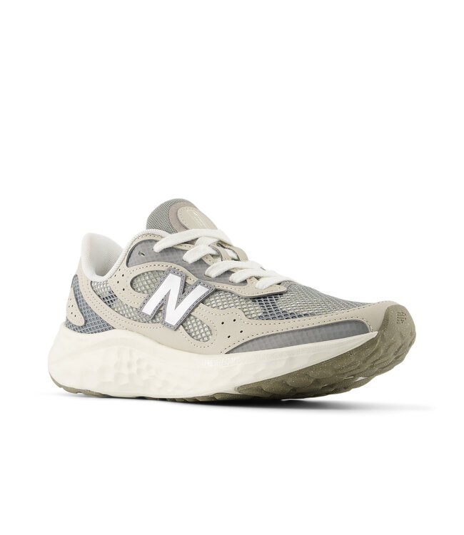 New Balance Fresh Foam Arishi v4 Tiralux Angora / Gris ardoise / Chantier naval