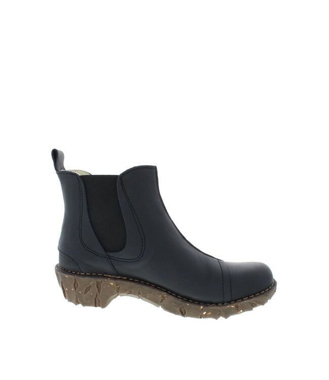 El Naturalista N158 YGGDRASIL Soft Grain Black