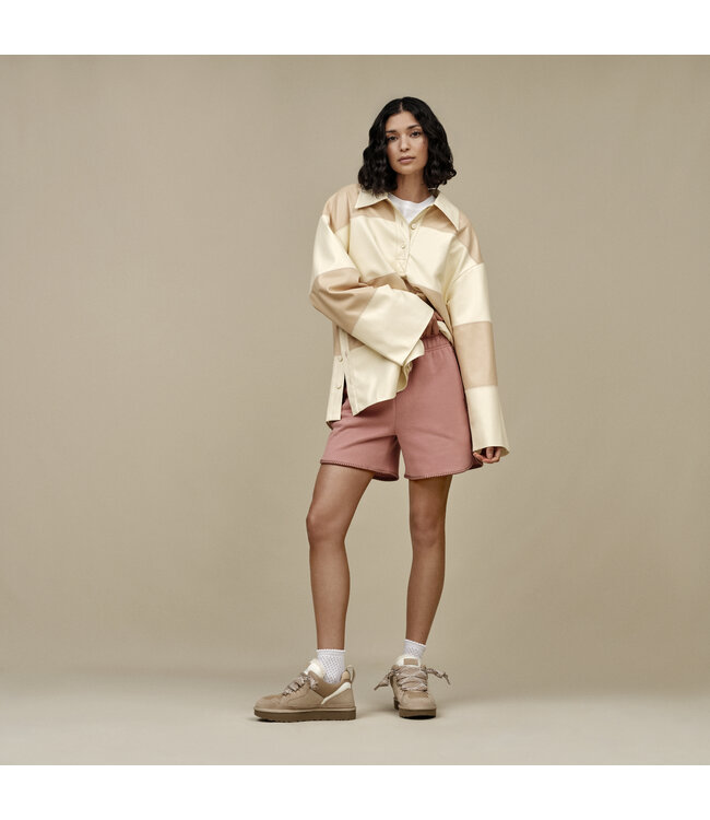 UGG Women  Lowmel Sand