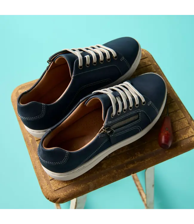 Clarks Women's  - Nalle Lace Navy