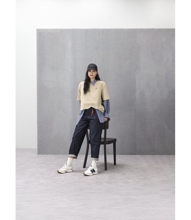 New Balance Women's - 327 Moonbeam / Black