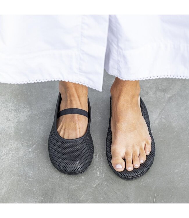 El Naturalista Women's - Essence N5820R Black