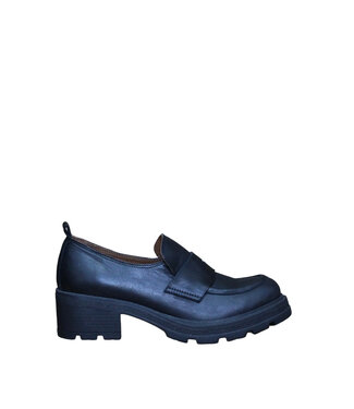 Bueno Hank Black