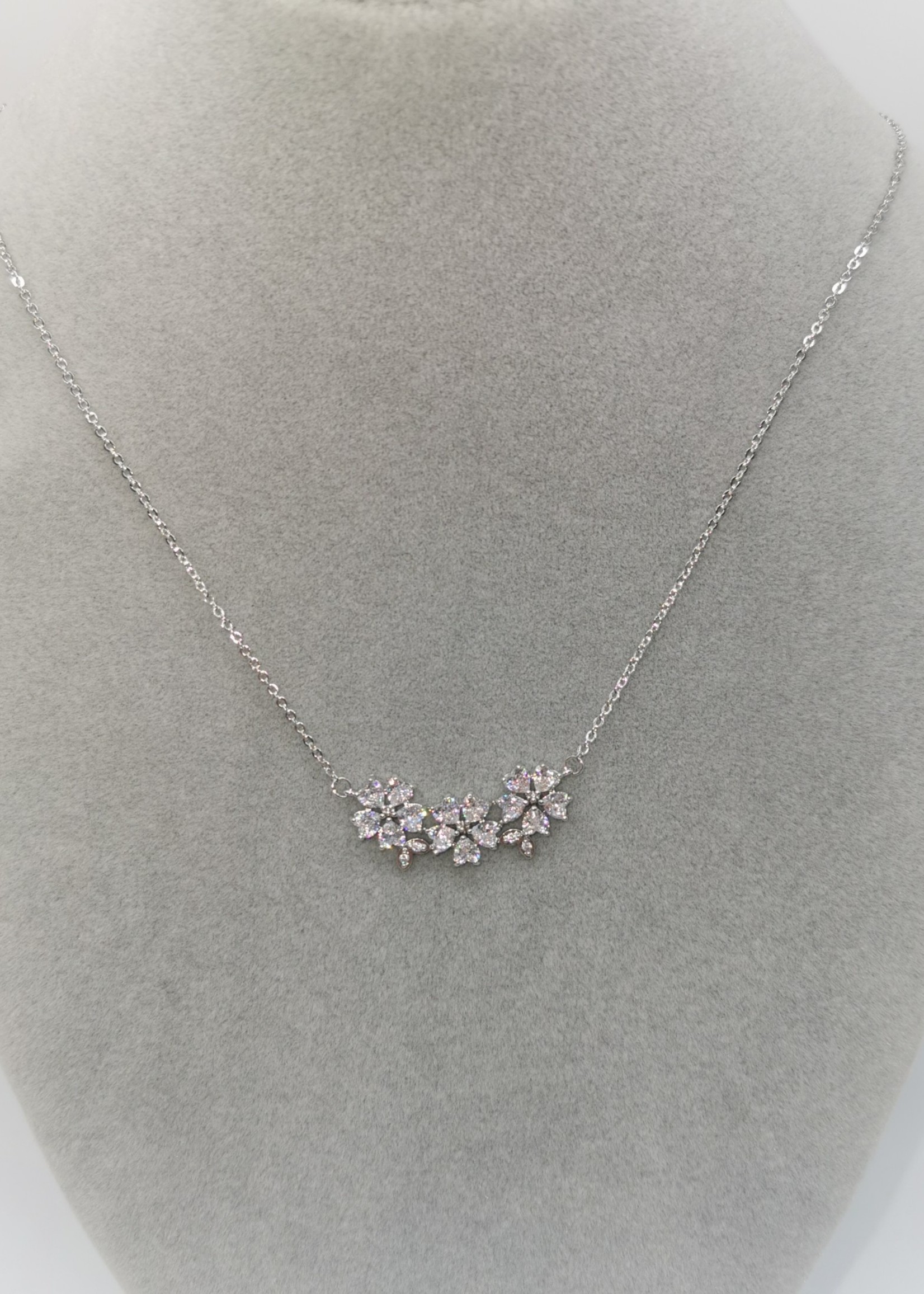 Necklace - 126 -B Silver Flower