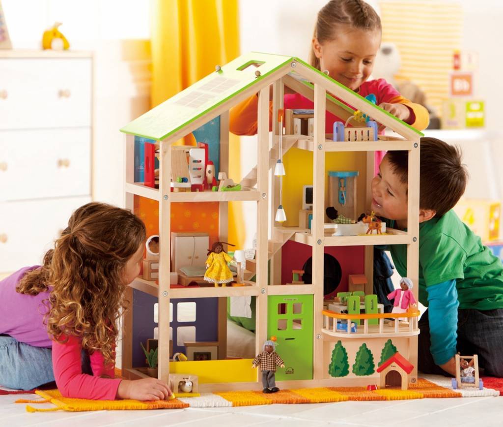 Hape Toys Hape Doll House All Seasoned Furnished