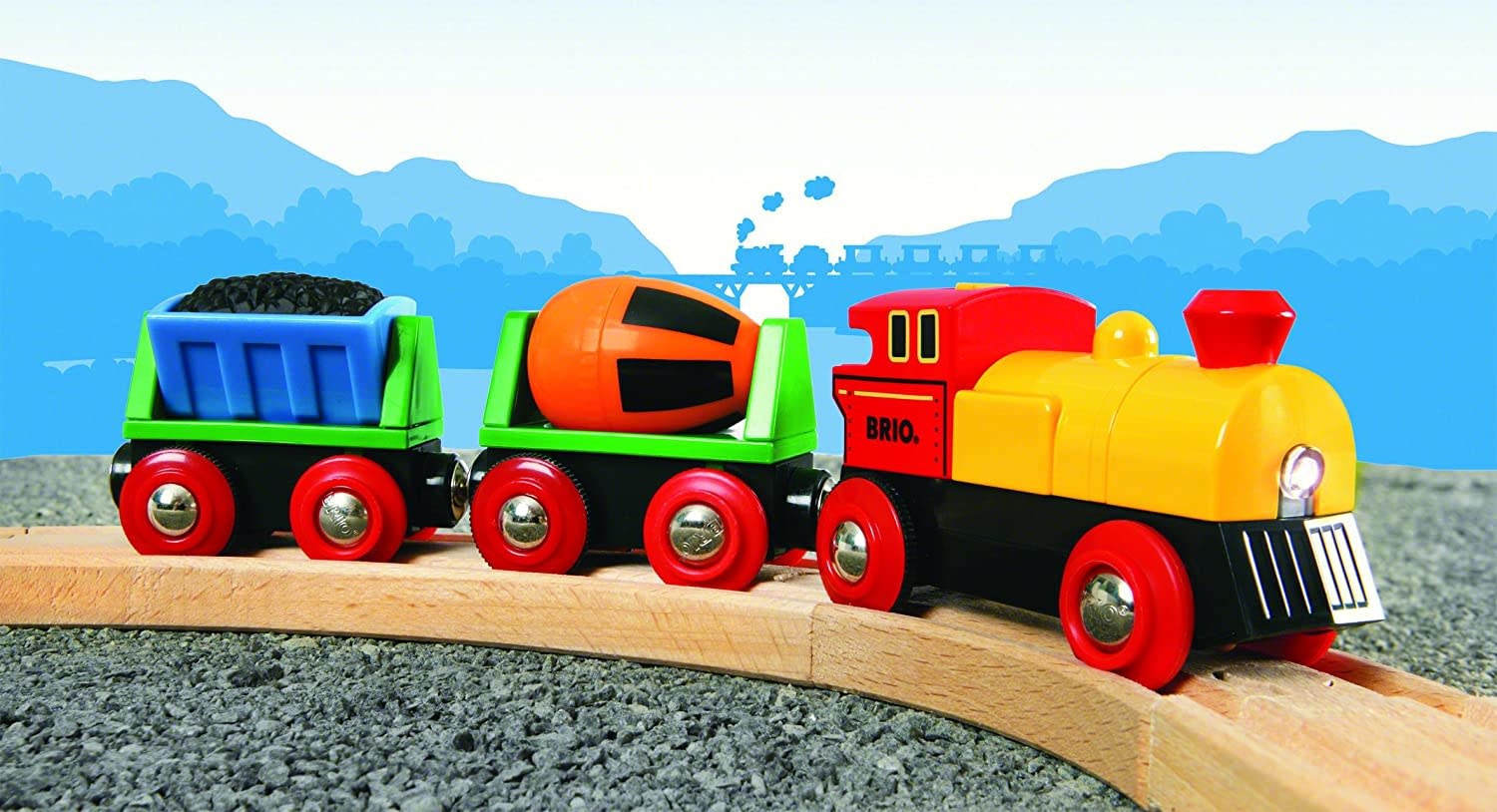Brio Brio World Train Battery Action Train