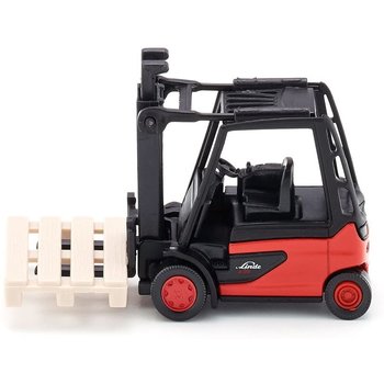 Siku Siku Die Cast Forklift