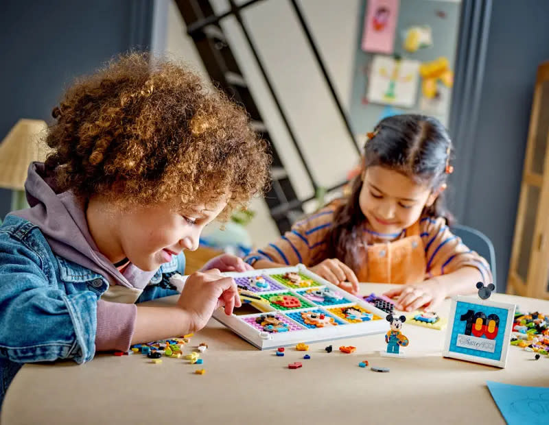 Lego Lego Disney 100 Years of Disney Animation