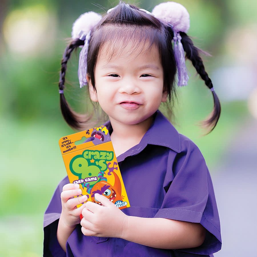 Outset Media Crazy 8's Card Game