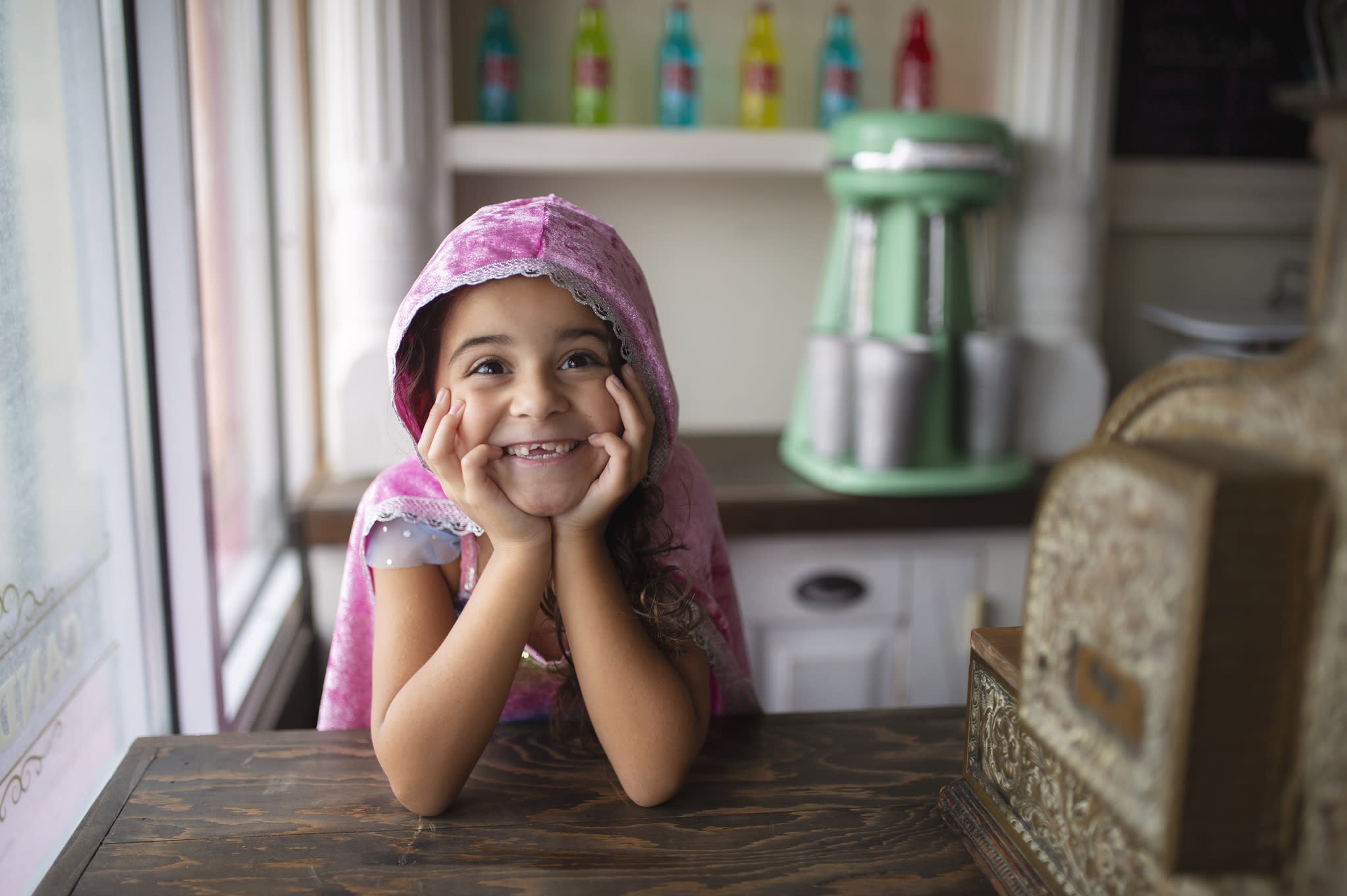 Great Pretenders Diamond Sparkle Cape Pink 5-6