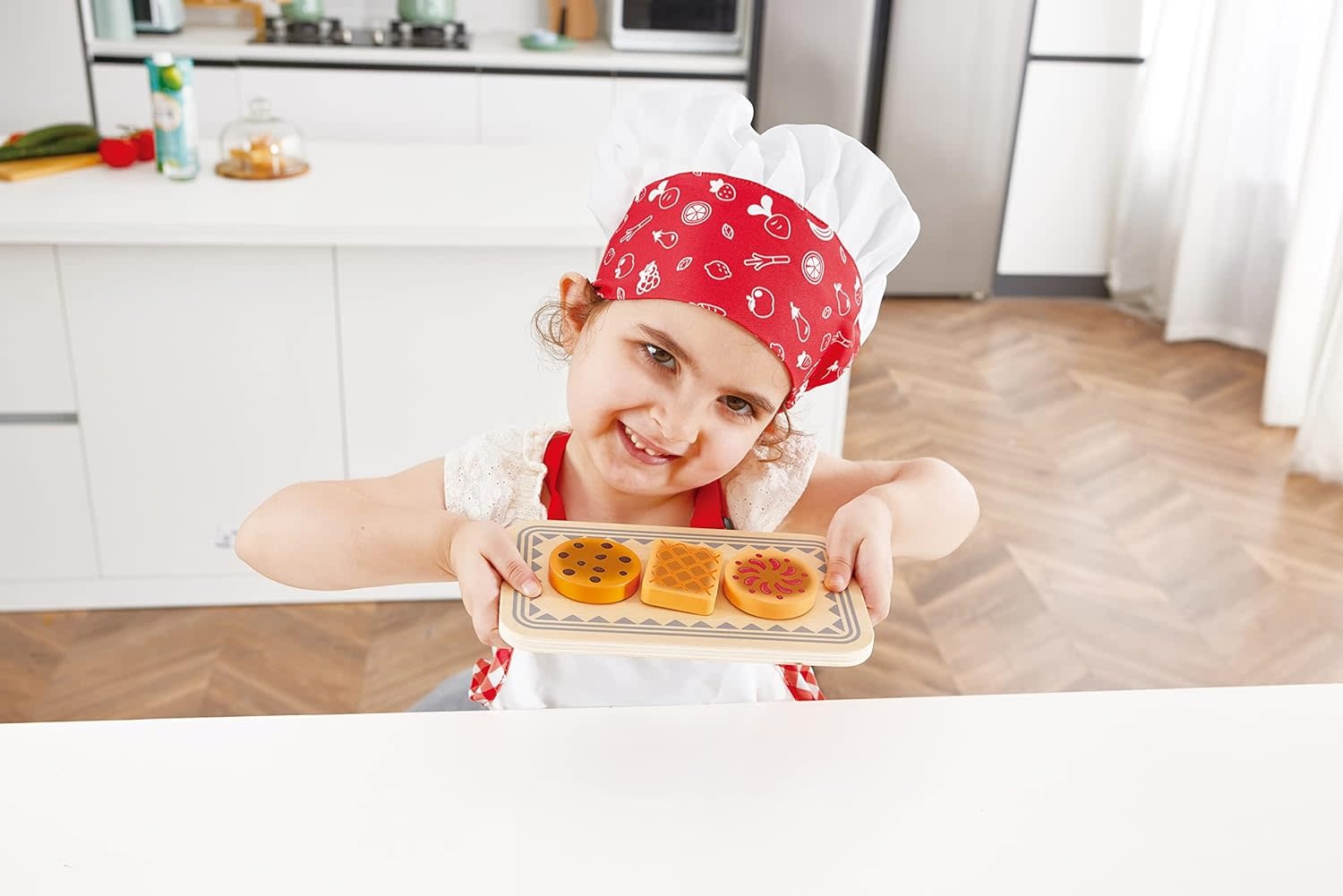 Hape Toys Hape My Baking Oven with Magic Cookies