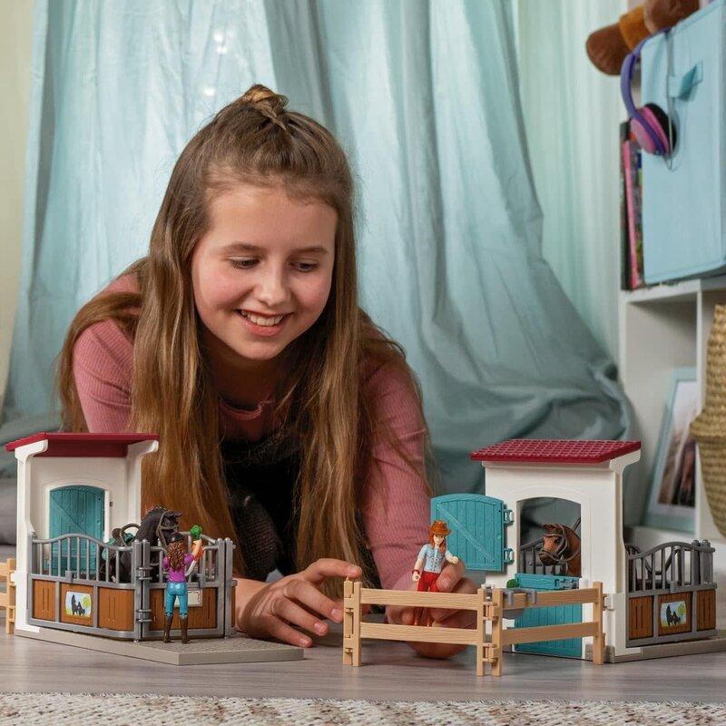 Schleich Schleich Horse Club Horse Box with Lisa & Storm