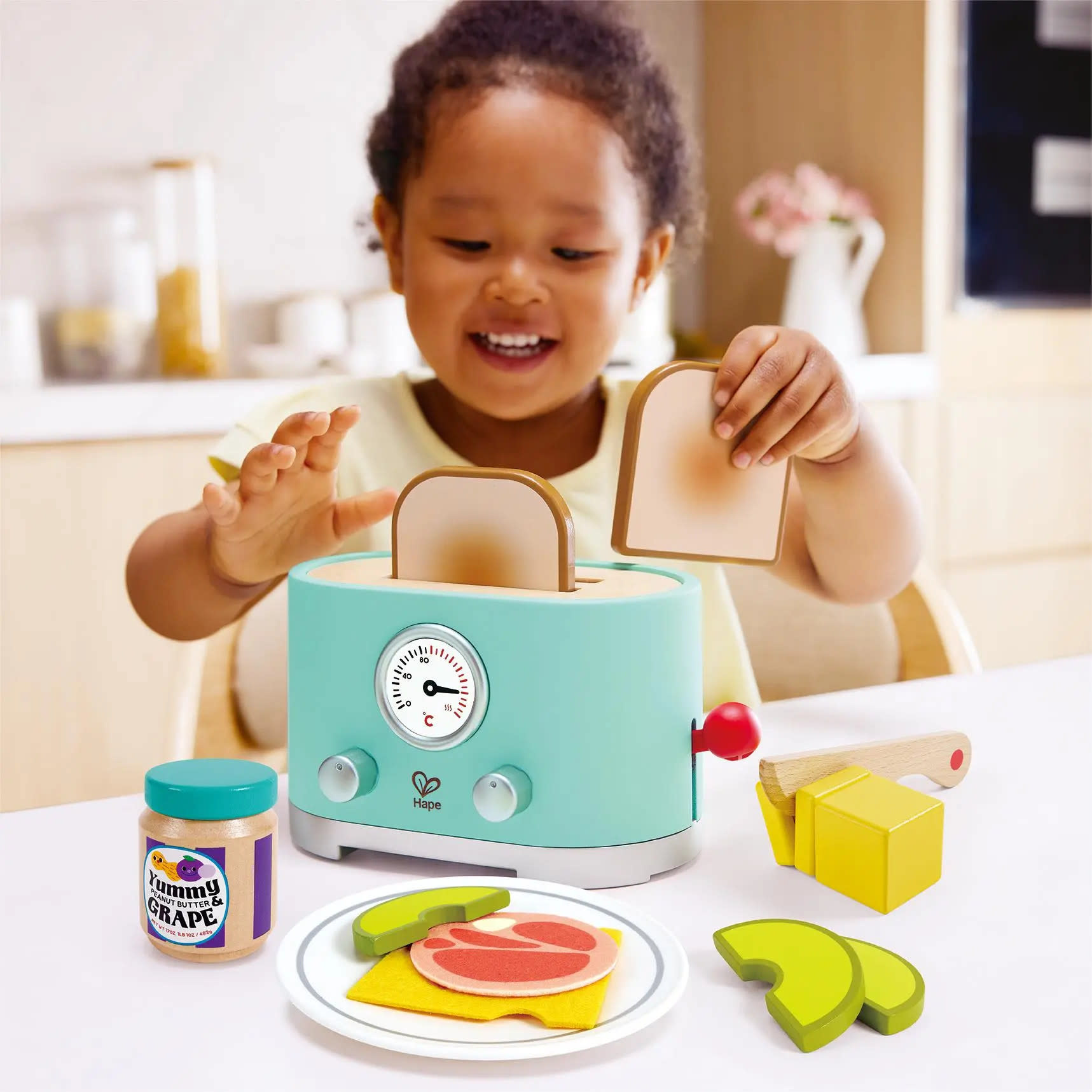 Hape Toys Hape Ding & Pop-up Toaster