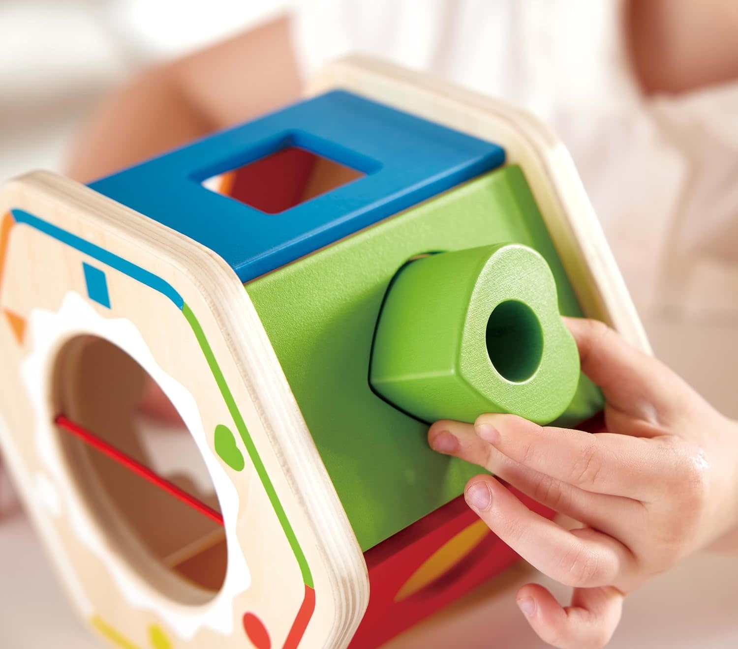 Hape Toys Hape Toddler Wooden Wonder Shape Sorter