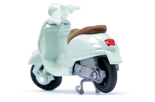 Siku Siku Die Cast Vespa 125 GTS