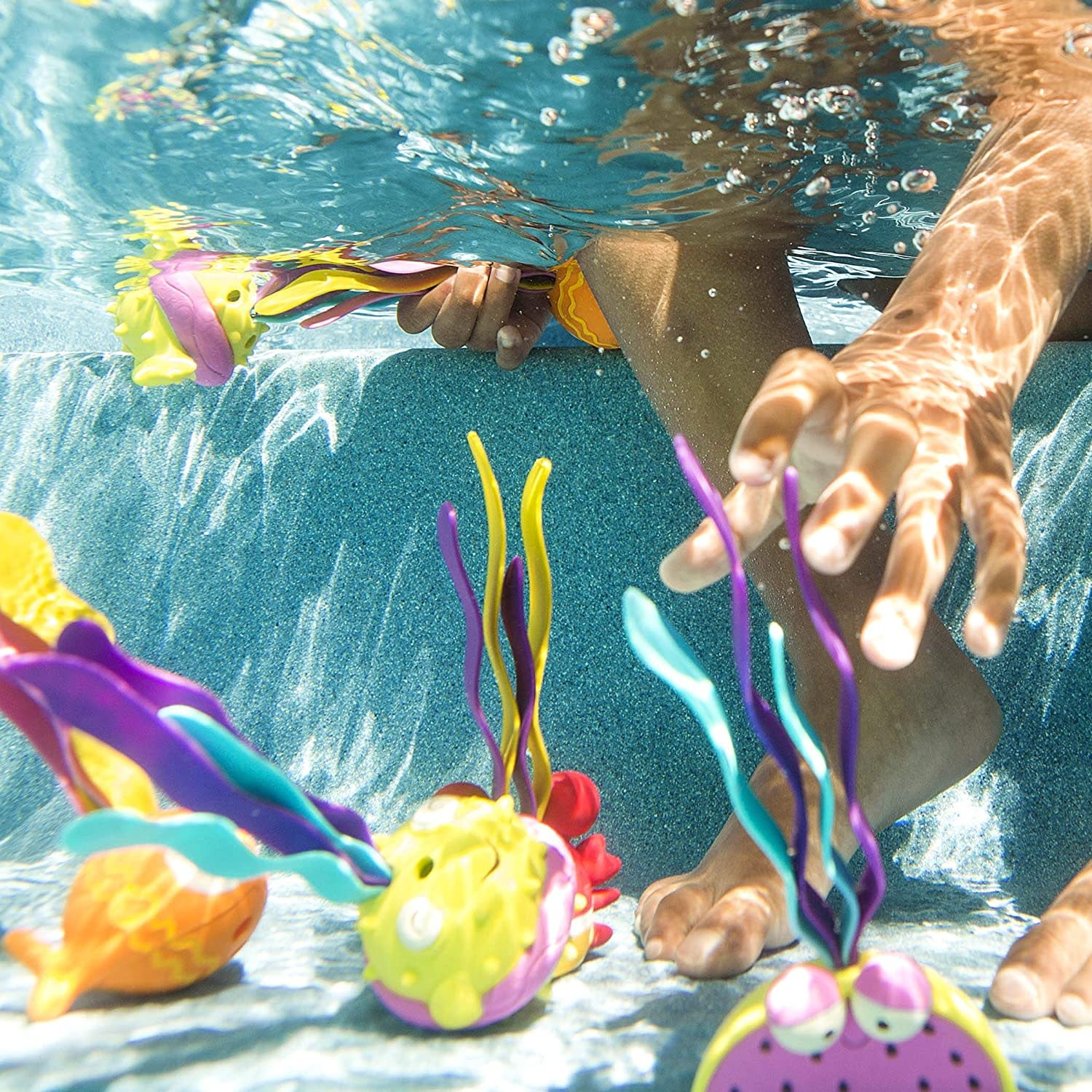 B. Active Scoop-A-Diving Shark Finley