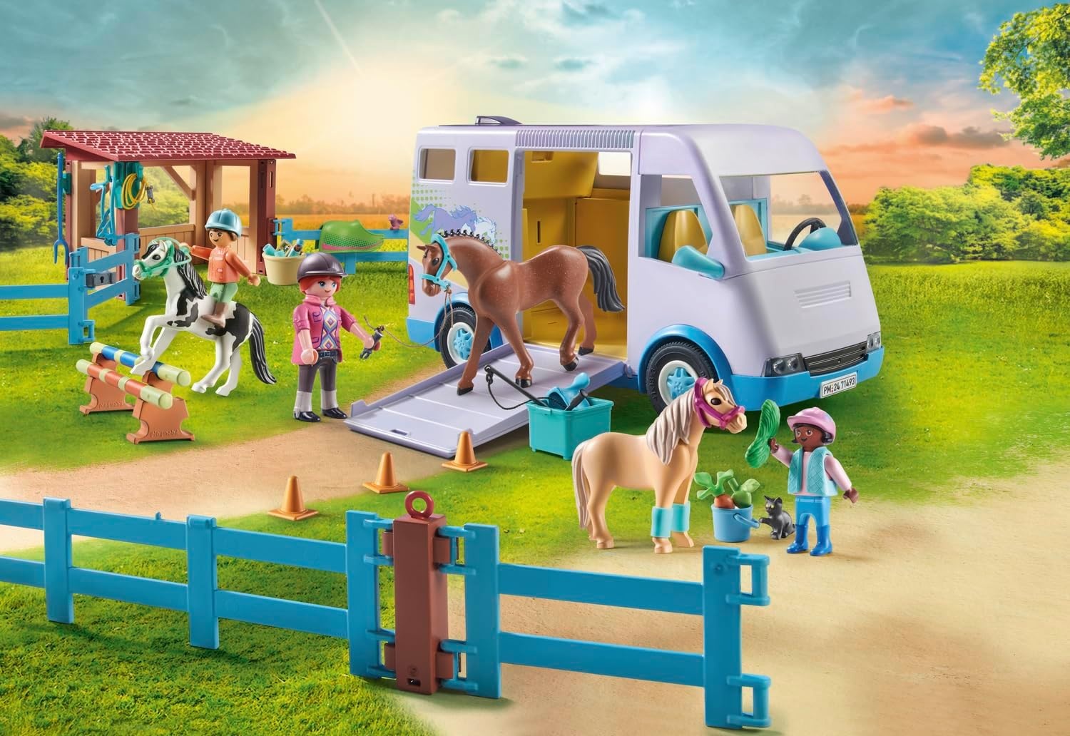 Playmobil Playmobil Horses of Waterfall: Mobile Horseback Riding School