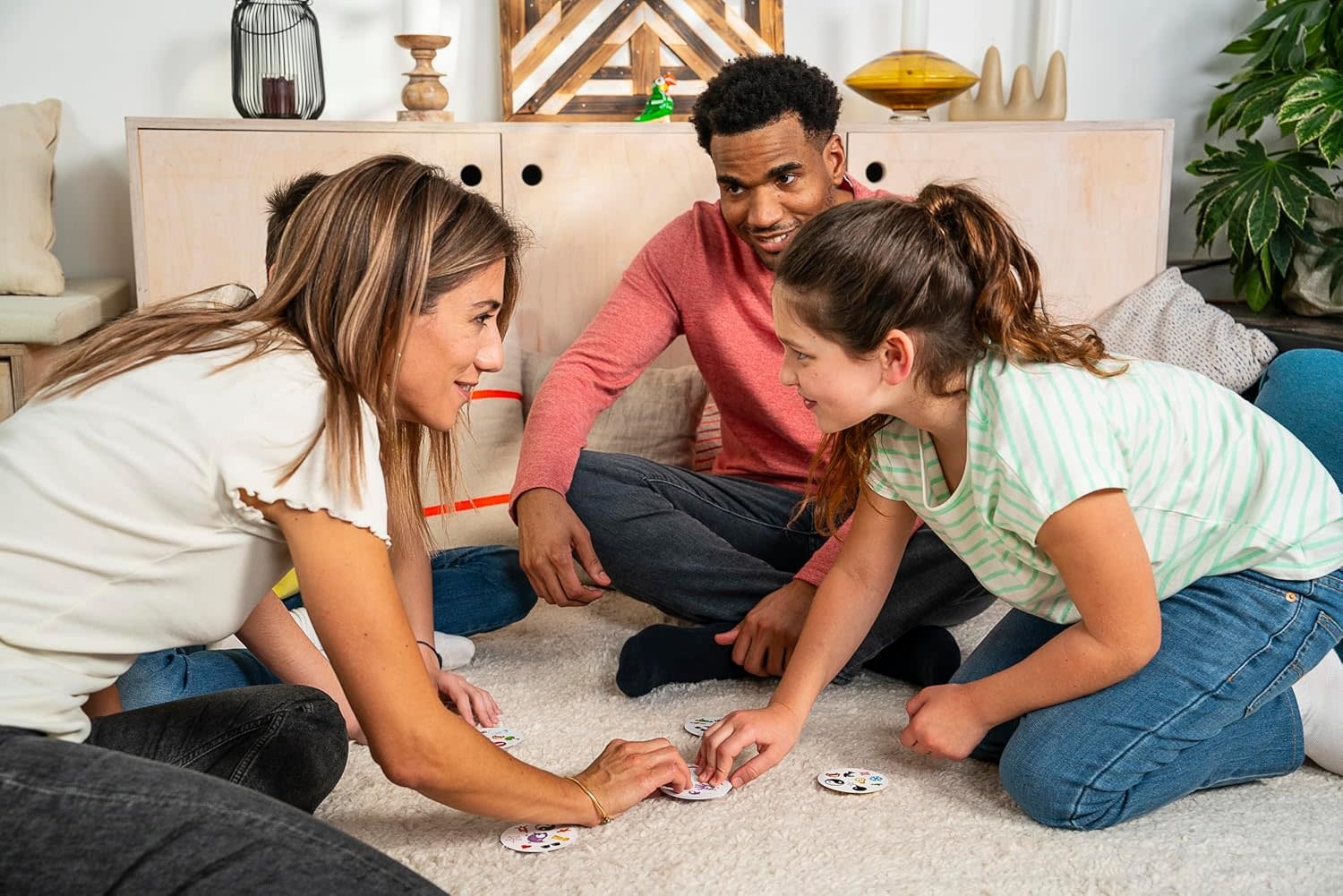 Asmodee Spot It! Game Classic Eco ML