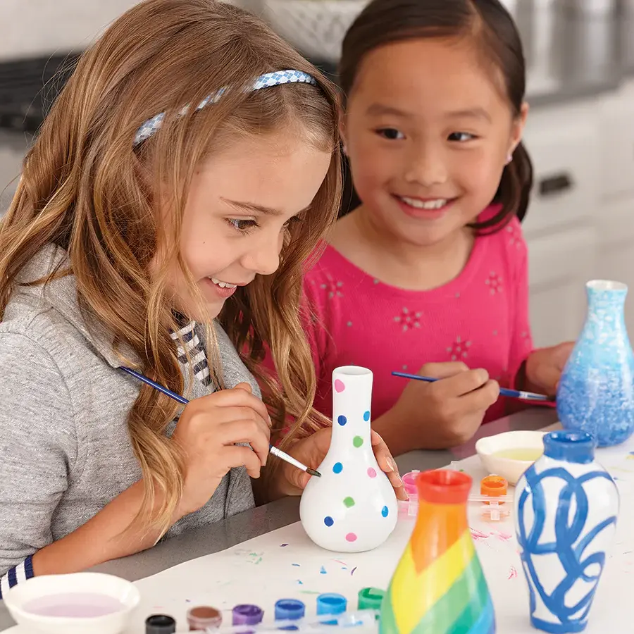 Mindware Mindware Craft Paint Your Own Vases