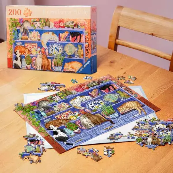 Ravensburger Ravensburger Puzzle 200pc XL Cats on the Shelf