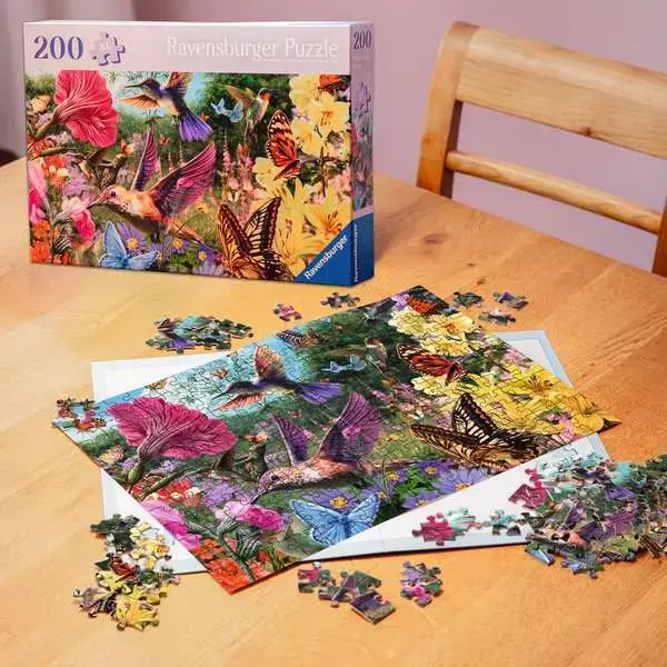 Ravensburger Ravensburger Puzzle 200pc XL Hummingbirds & Butterflies