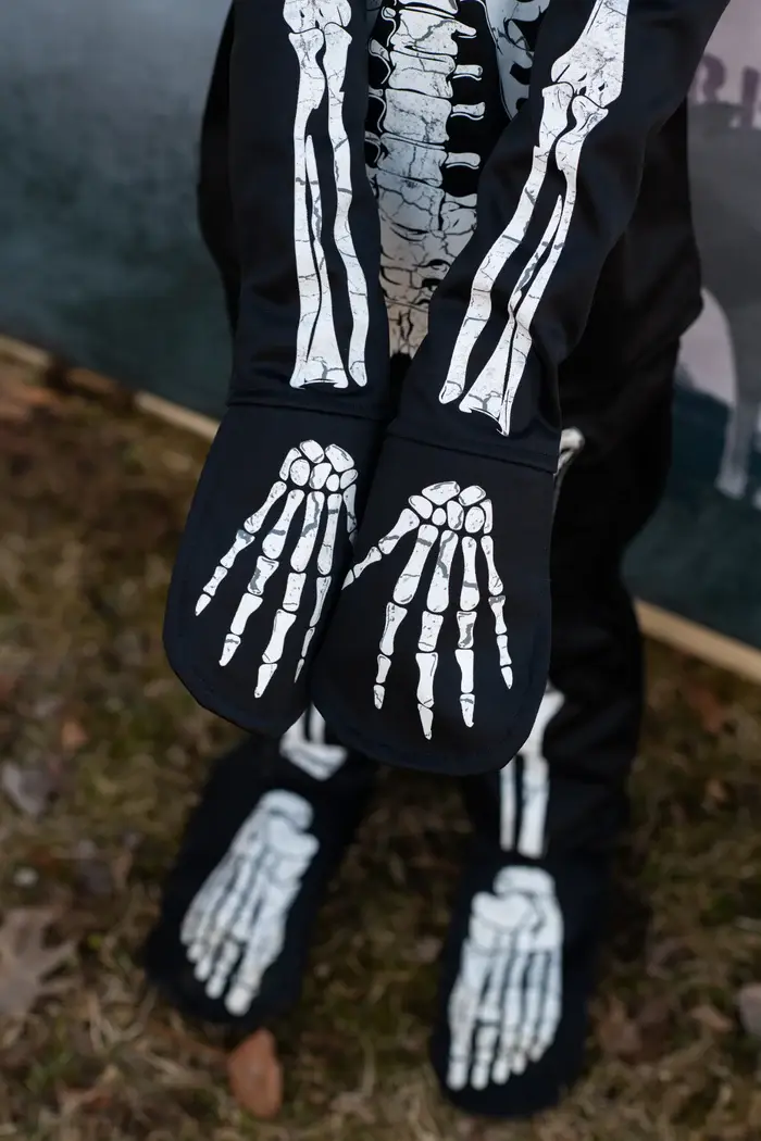 Great Pretenders GID Skeleton Shirt, Pants & Mask Size 3-4