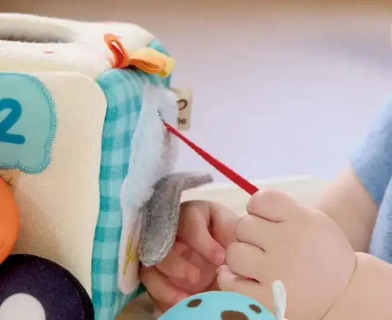 Hape Toys Hape Sensory Scoop Ice Cream Truck