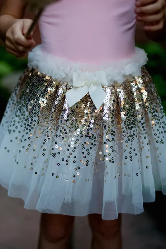 Great Pretenders Gracious Gold Sequins Skirt, Wings & Wand Size 4-6