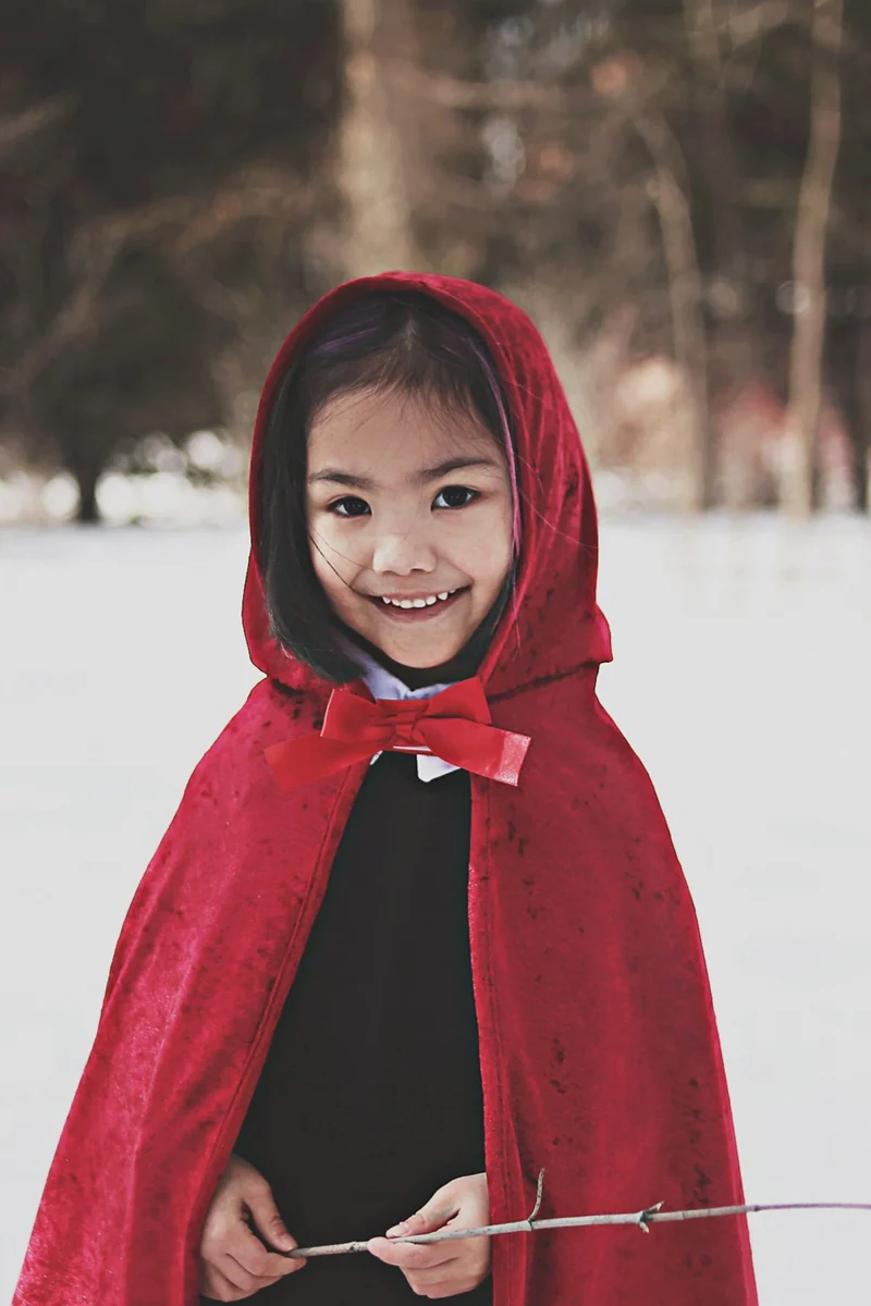 Great Pretenders Little Red Riding Hood Cape Size 5-6