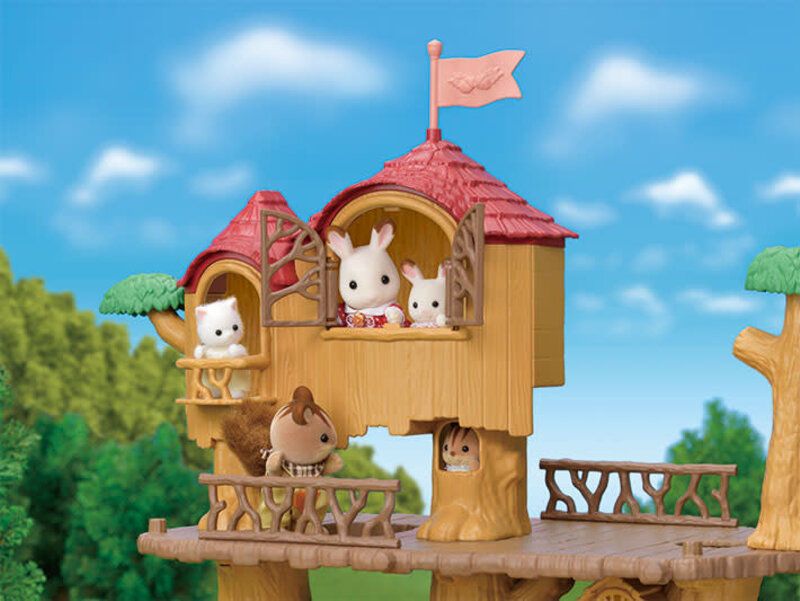 Calico Critters Calico Critters Adventure Tree House Gift Set