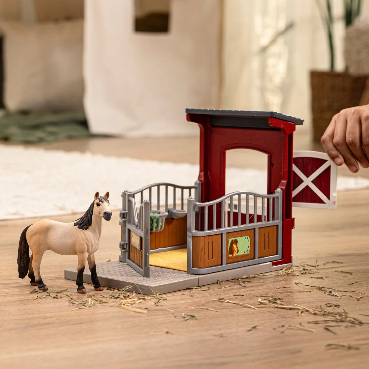 Schleich Schleich Farm World Ponybox with Mustang Mare