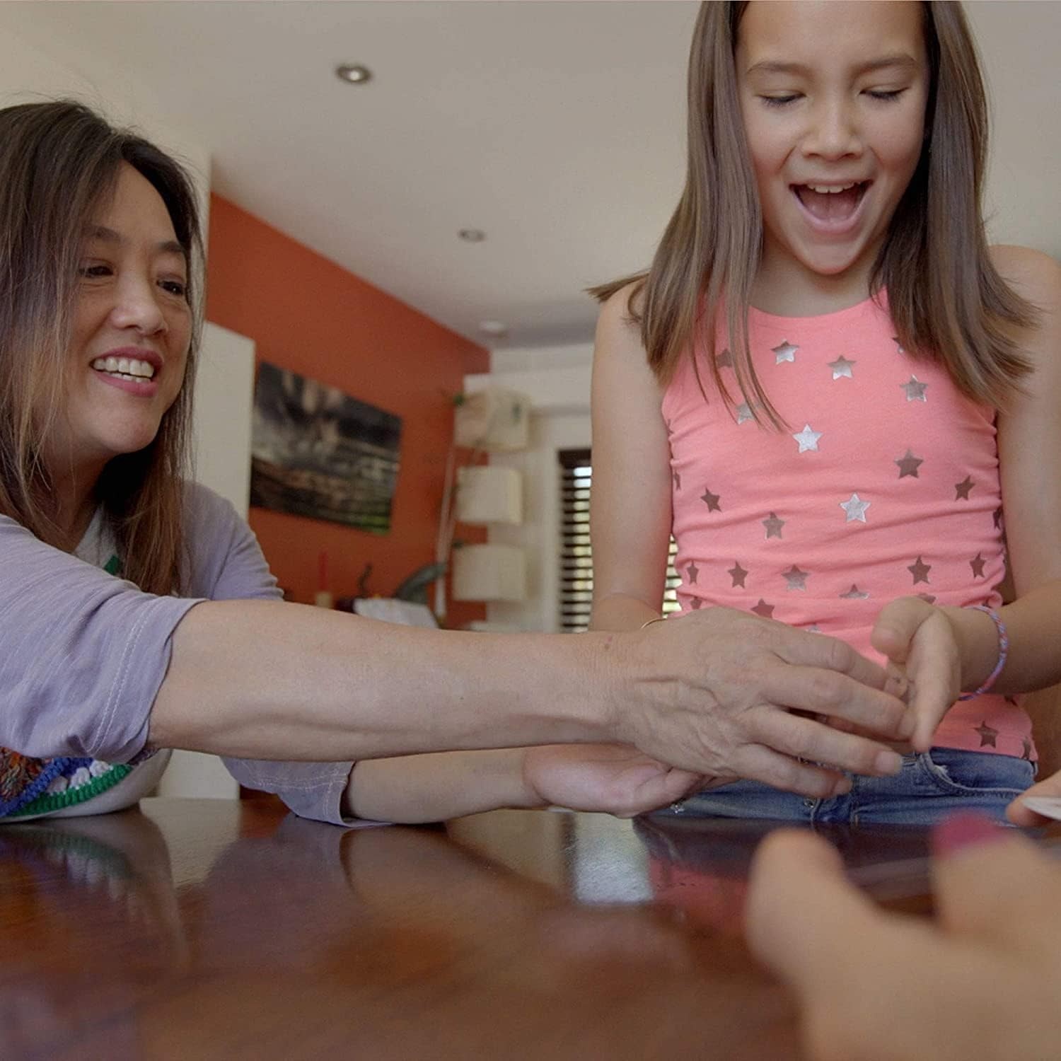 Asmodee Spot It!  Eco Game Junior Animals