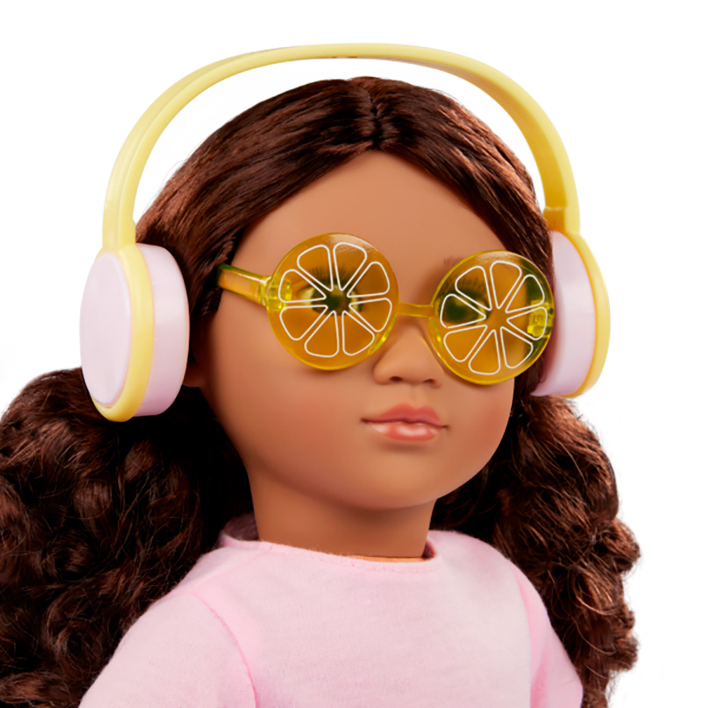 Our Generation Our Generation Doll Outfit: Rollerblades & Limonade