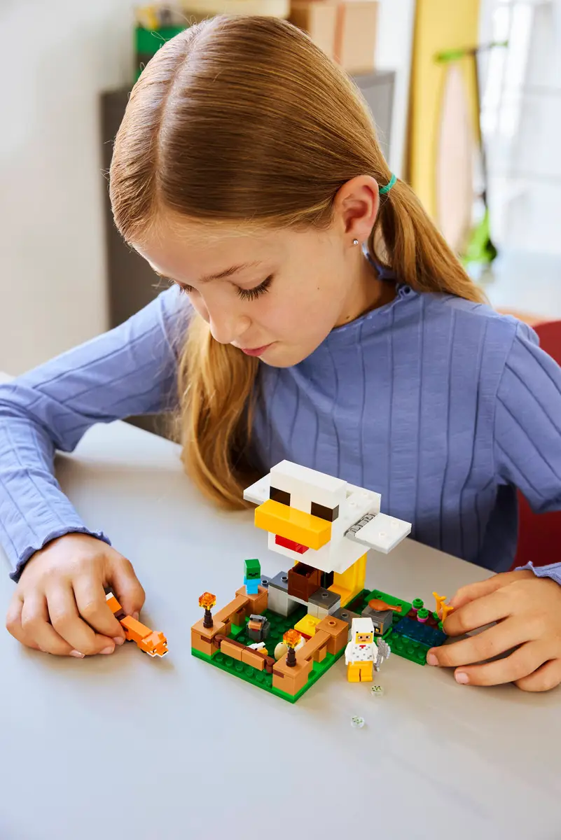 Lego Lego Minecraft Chicken Farm