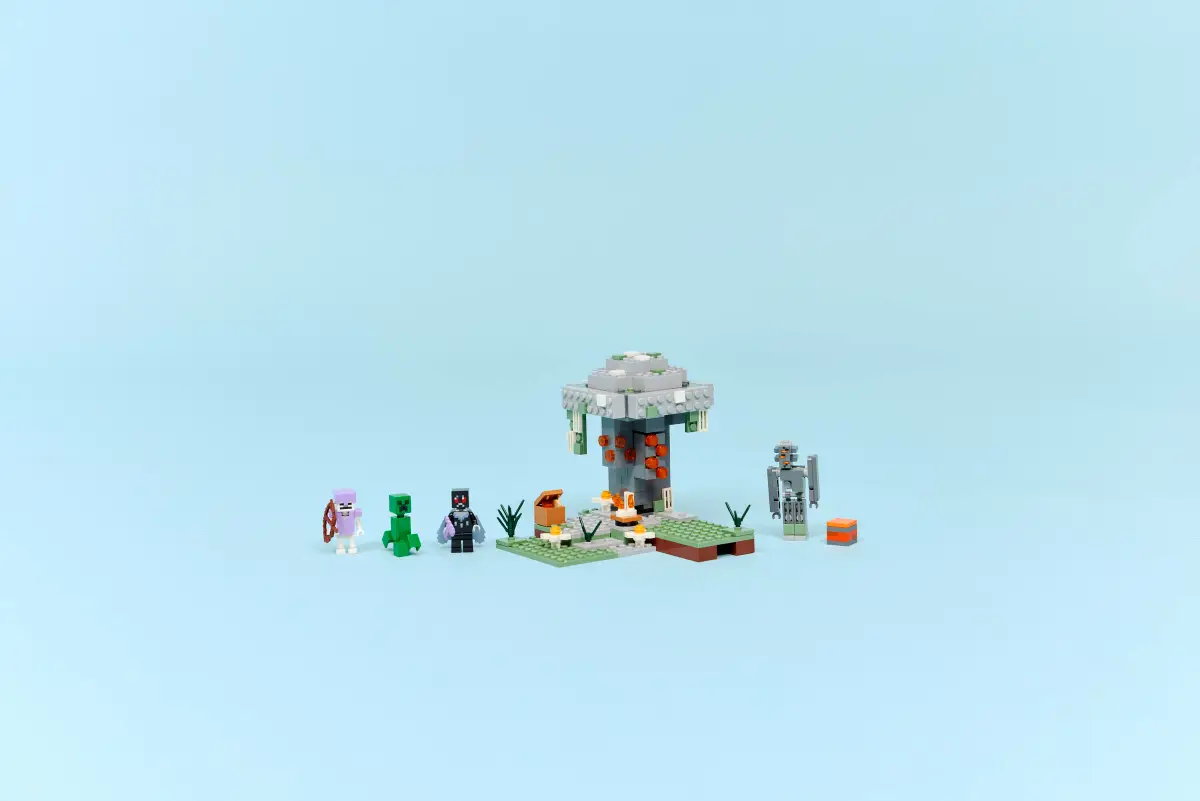 Lego Lego Minecraft The Pale Garden