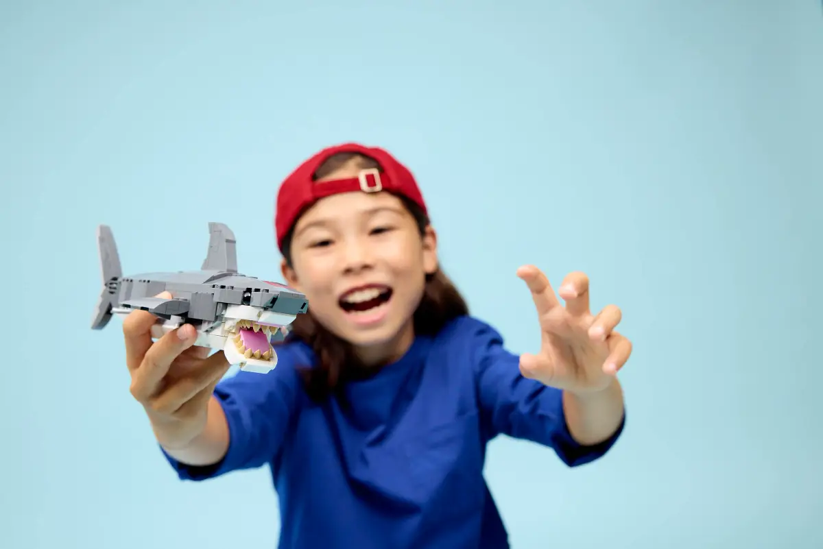 Lego Lego Creator Fierce Shark with Treasure