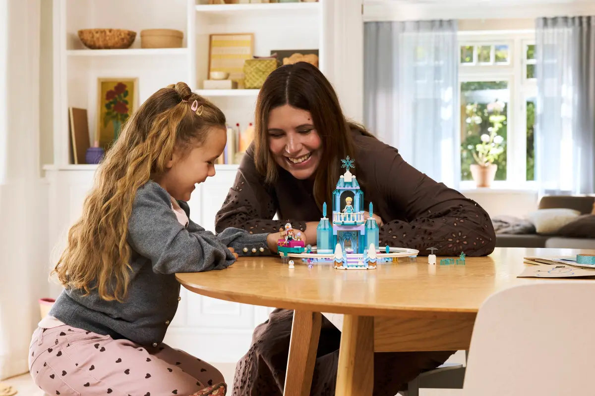 Lego Lego Disney Elsa's Ice Castle & Snow Ride