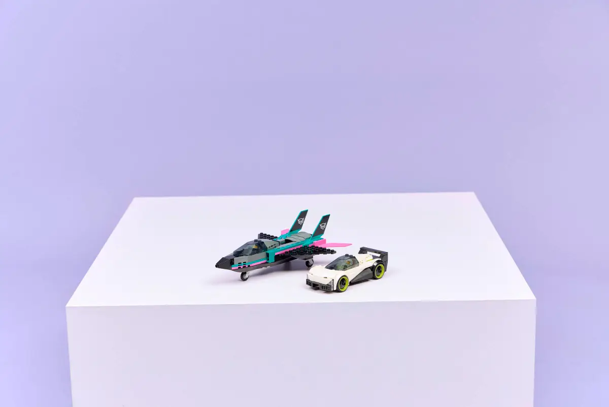 Lego Lego City Jet vs Car