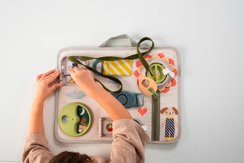 Taf Toys Snap 'n Learn Board