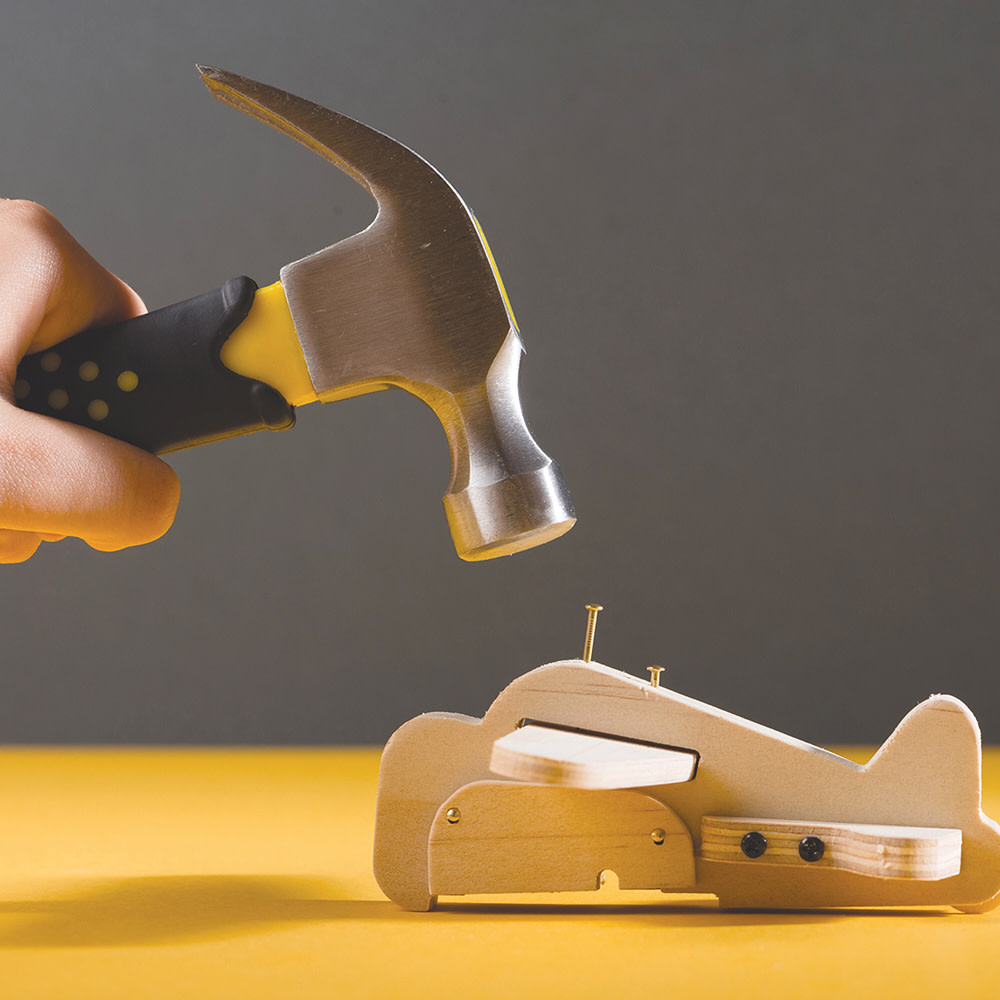 Stanley Jr. Pull Back Airplane Kit