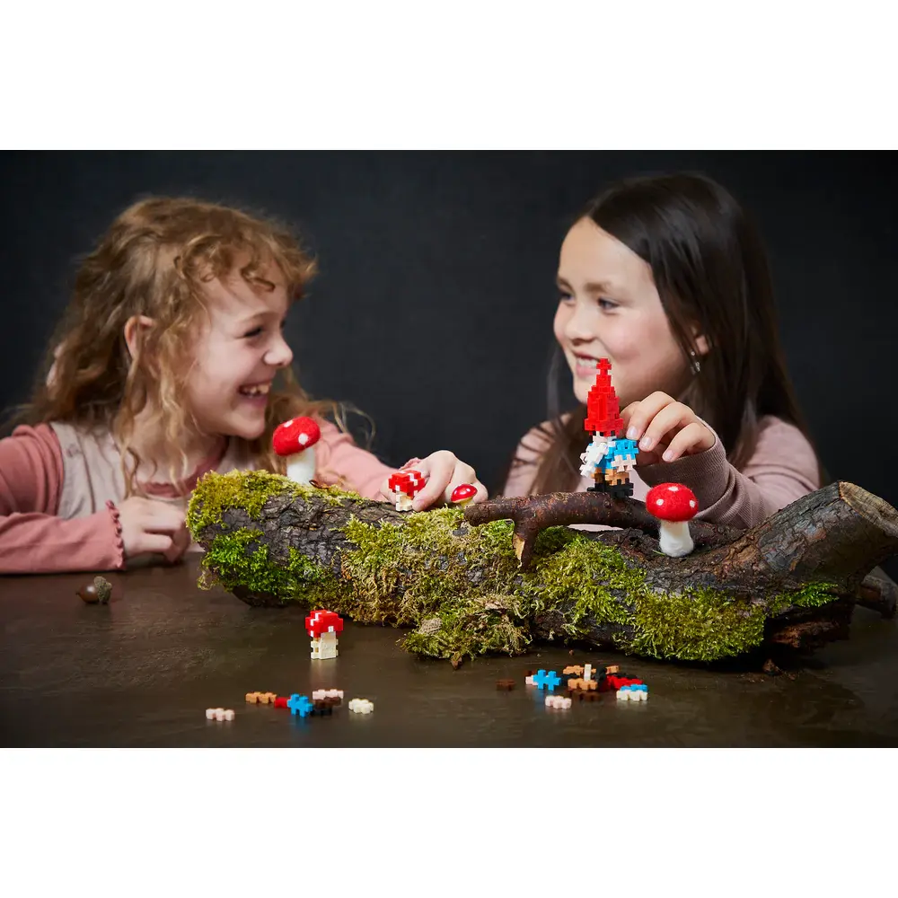 Plus-Plus Tube Gnome