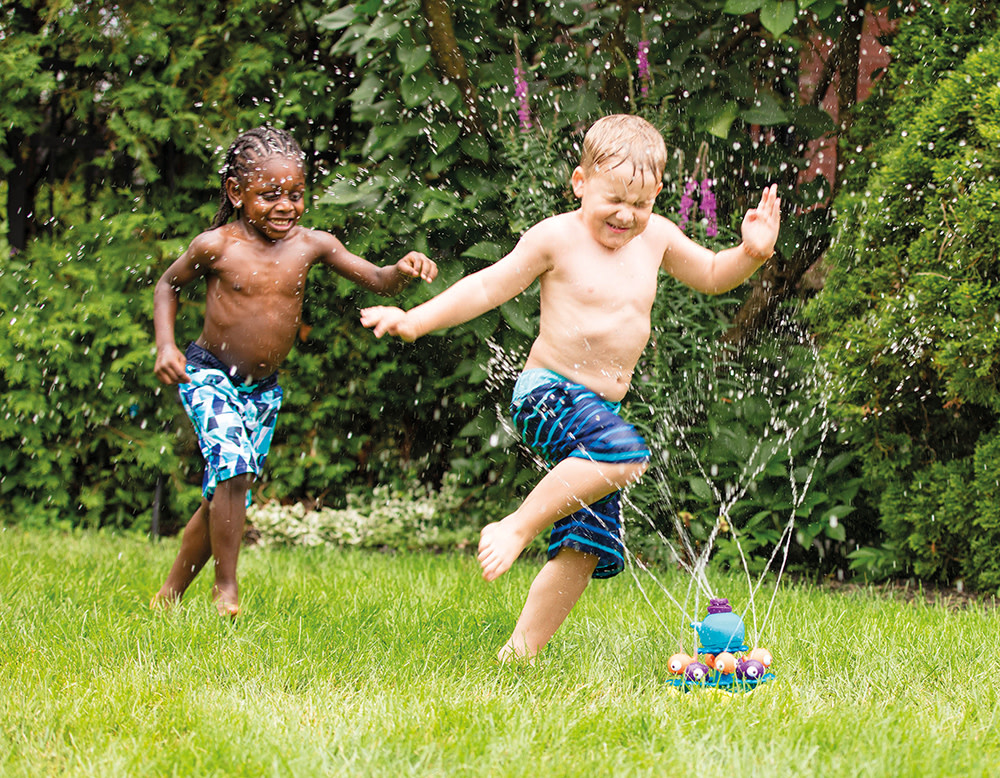 B.Active Whirly Whale Sprinkler